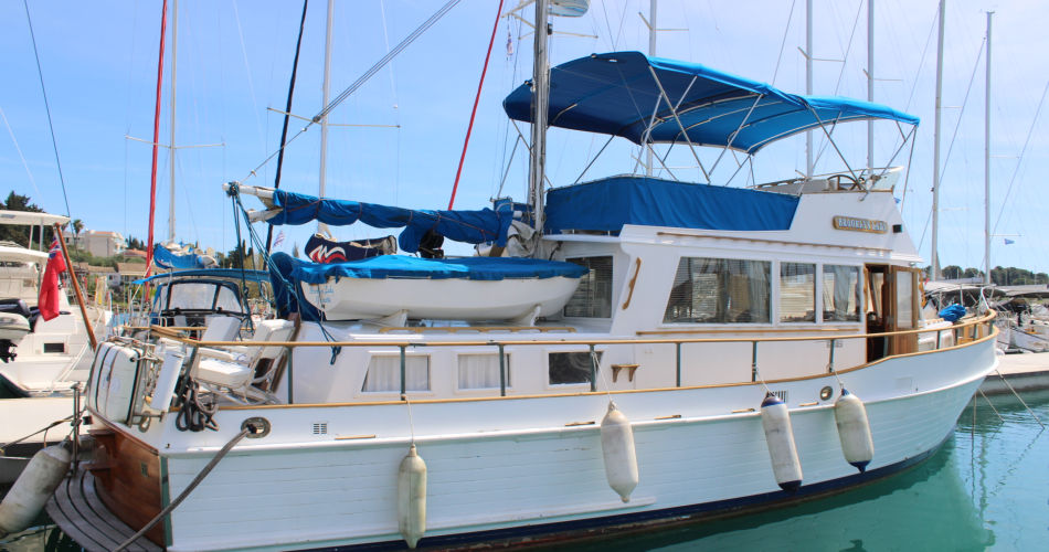 Grand Banks Classic 42 For Sale